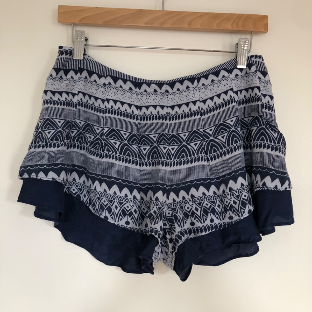 Women's Navy Blue Patterned Ruffle Hem Shorts